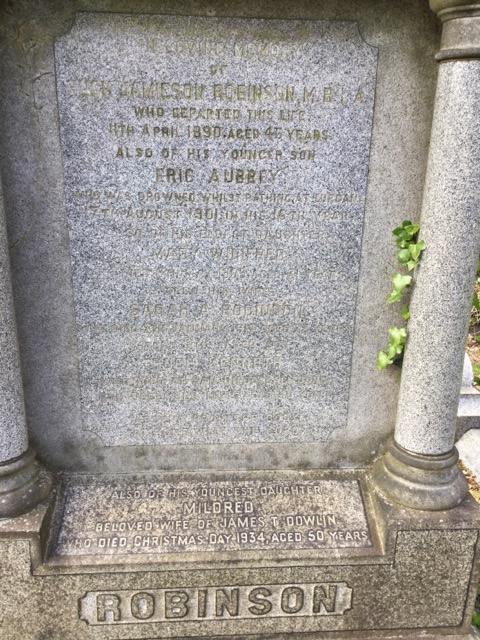 headstone